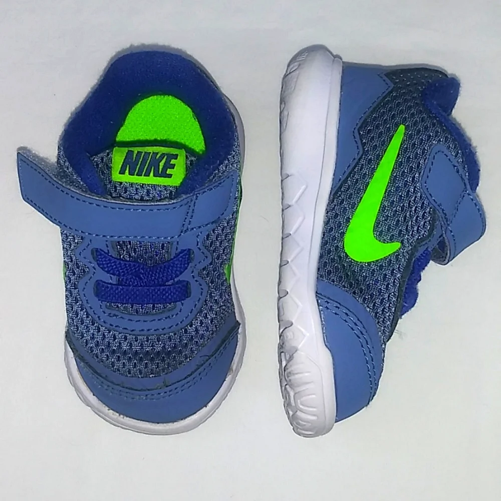 Nike Kids Blue and Green Sneakers